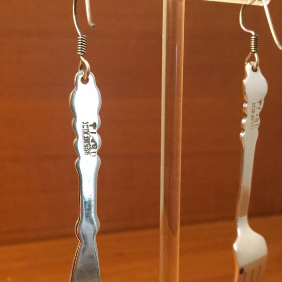 VINTAGE TAXCO/MEXICO SILVER FORK AND KNIFE EARRINGS - Picture 3 of 4